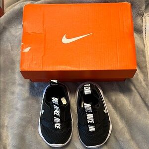 Nike Black and White Slip-On Sneakers for Toddler Size 3C no box